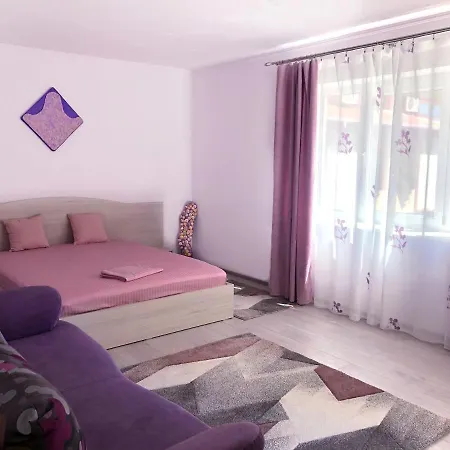 بيت ضيافة Adriana