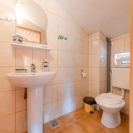 Adriana بيت ضيافة إيفوري نورد