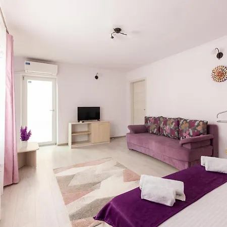 Adriana بيت ضيافة إيفوري نورد