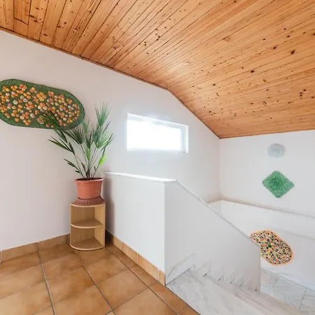 Adriana Guest house