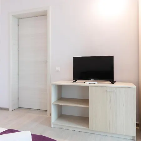Adriana Guest house
