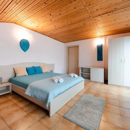 Гостевой дом Adriana Эфорие Норд