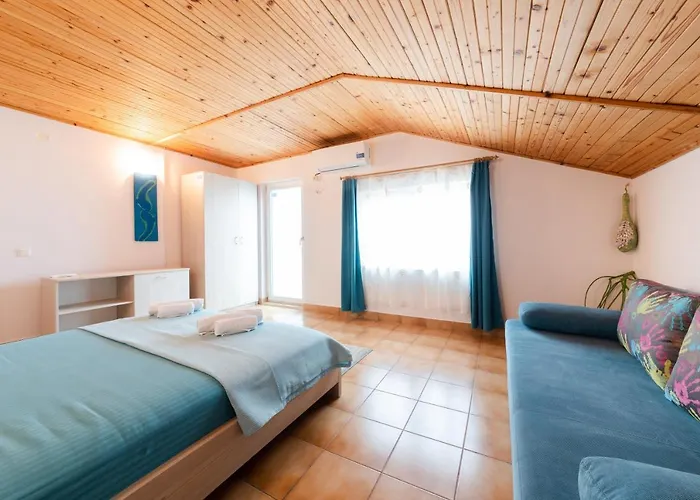 Guest house Adriana 3*