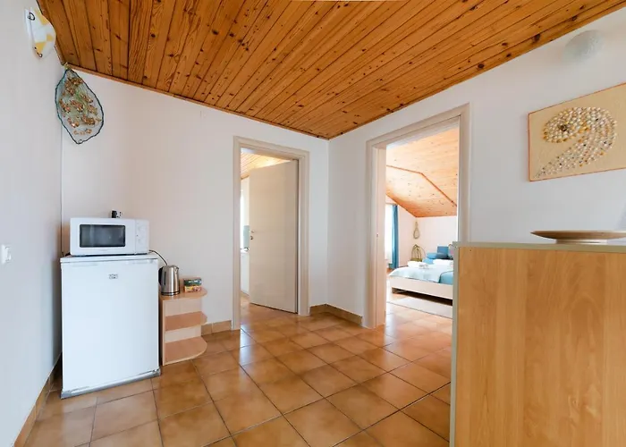 Гостьовий будинок Adriana