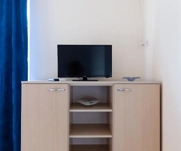 Guest house Adriana 3*